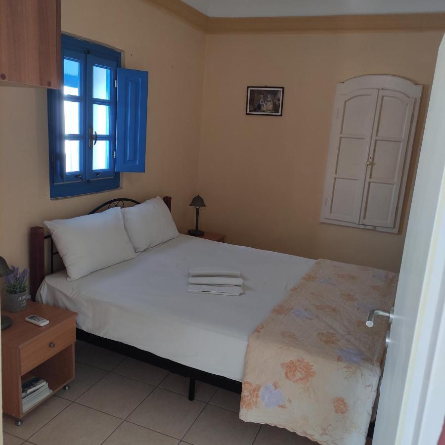 Aegean Sea View House In Traditional Village 梅加洛克里 外观 照片